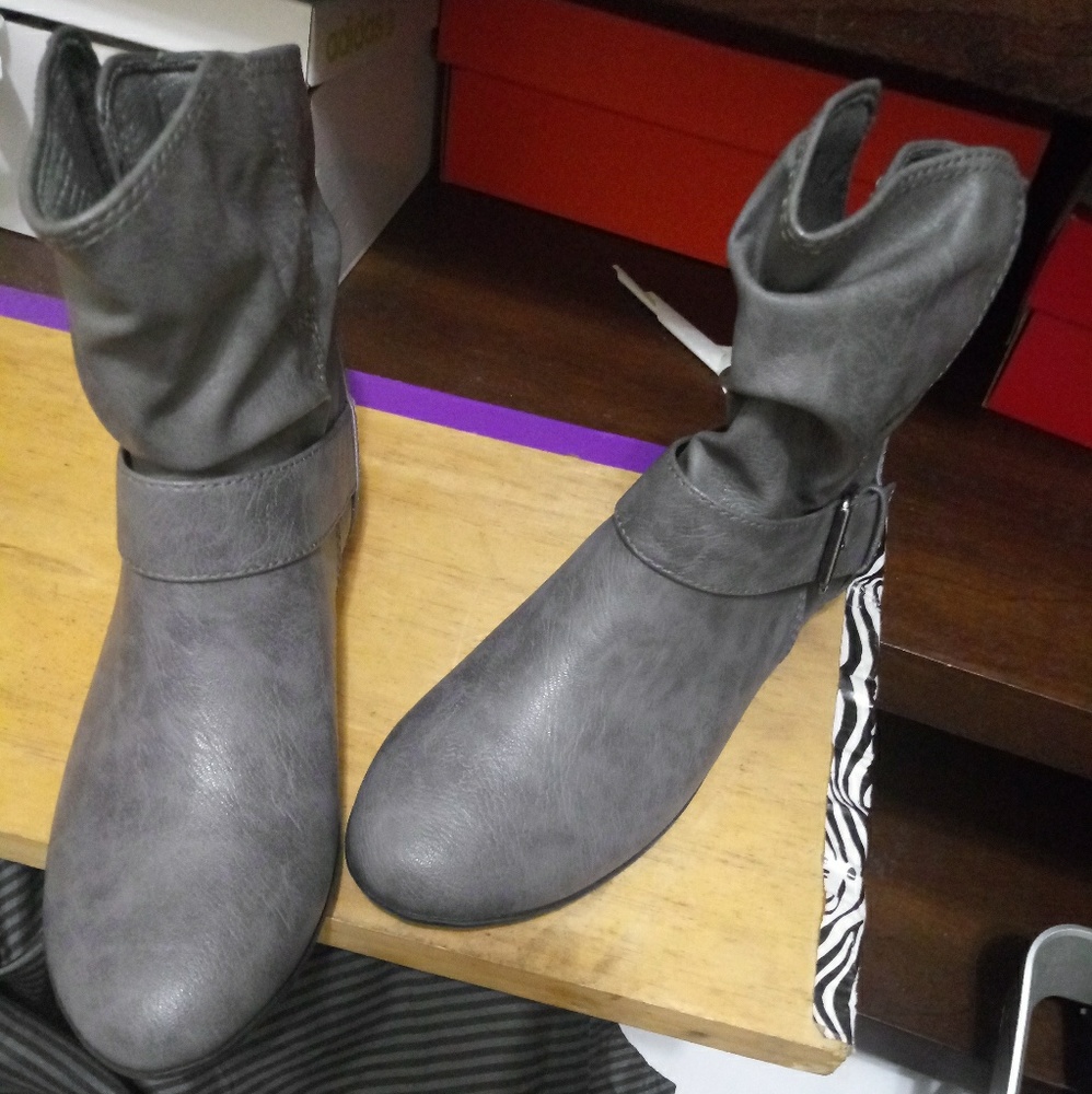Women boots